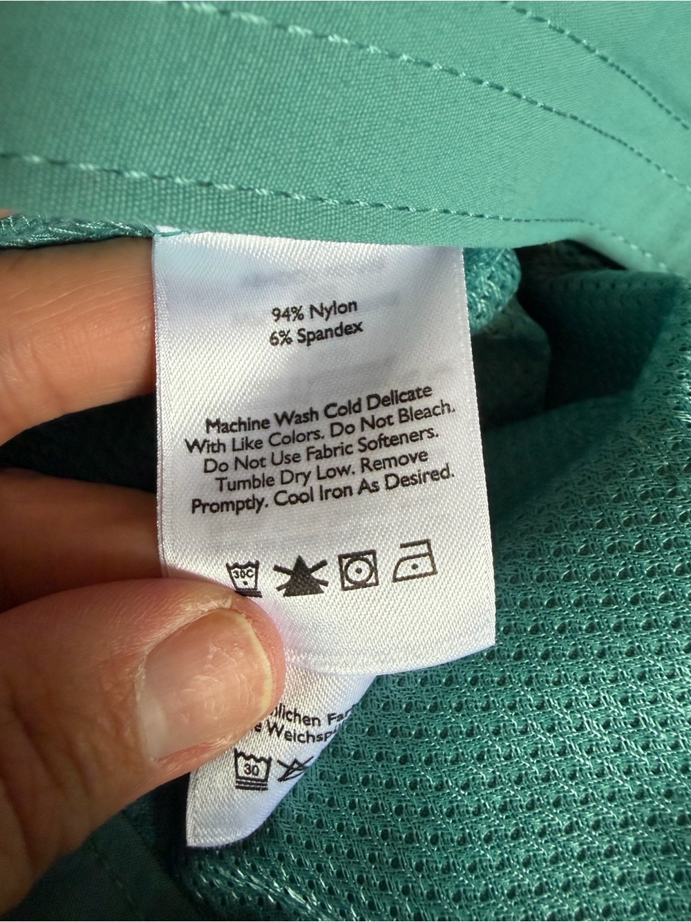 NWT Eddie Bauer Women's First Ascent Guide Pro Capris 12 - Picture 11 of 11